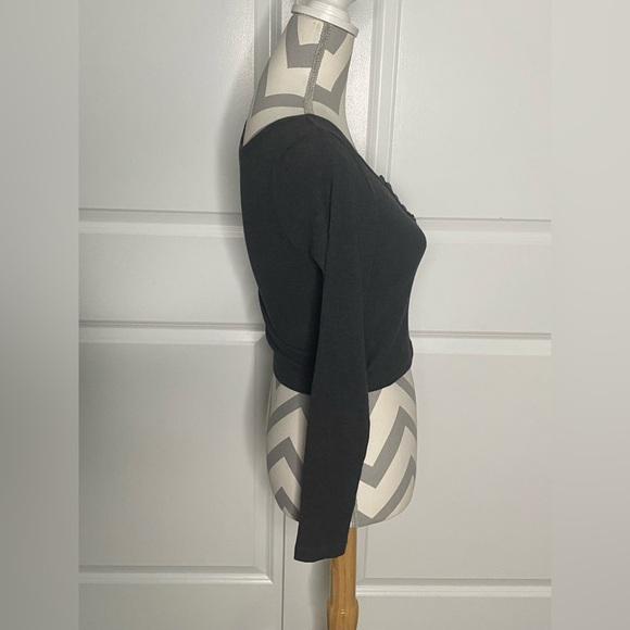 Pair Of H&M Divided Small Long Sleeve Tees - Picture 4 of 14